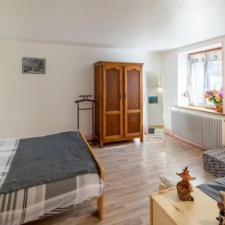 Le Sotre Apartment